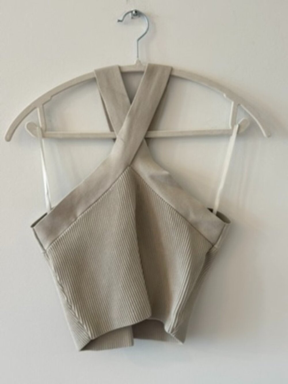 Aritzia Babaton Sculpt Knit Criss Cross Cropped Tank Size